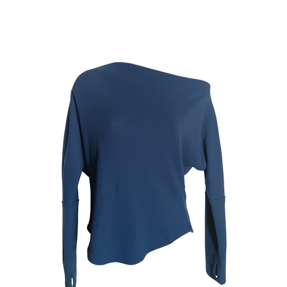 We the Free asymmetrical neckline blue raglan sleeve shirt size M